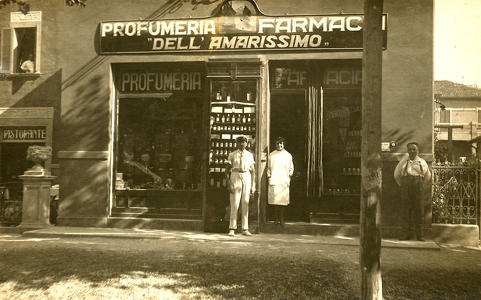 La Farmacia a metà degli anni ’20.